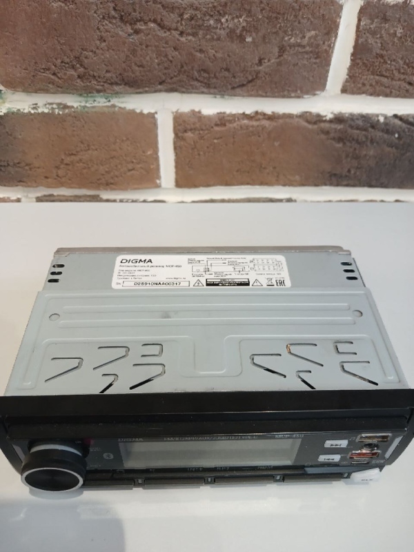 Автомагнитола Digma MCP-450