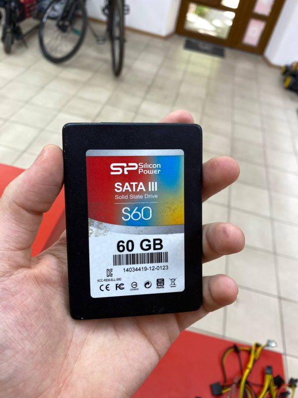 Жесткий диск SSD диск 60 GB SP Sata III S60
