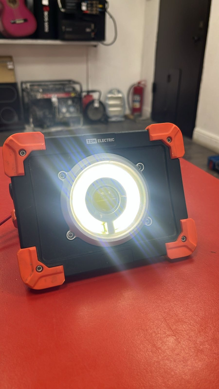 Прожектор переносной TDM Electric SQ0350-0056