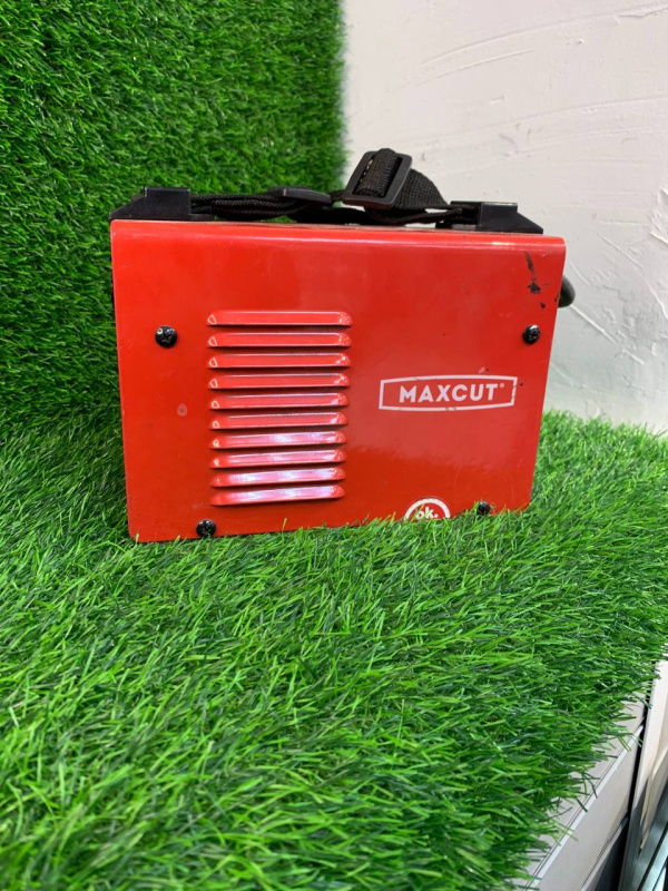 Сварочный аппарат - инвертор ММА Maxcut MC 250