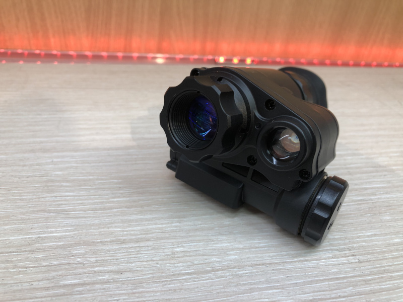ПРИБОР НОЧНОГО ВИДЕНИЯ  NVG 10