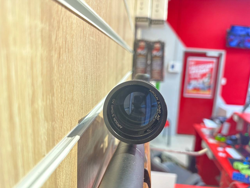 Пневматическая винтовка Comet Lunx Cal 4,5/177