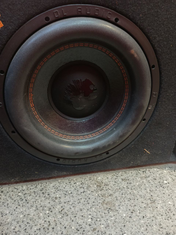 Авто сабвуфер  Piranha 12a v