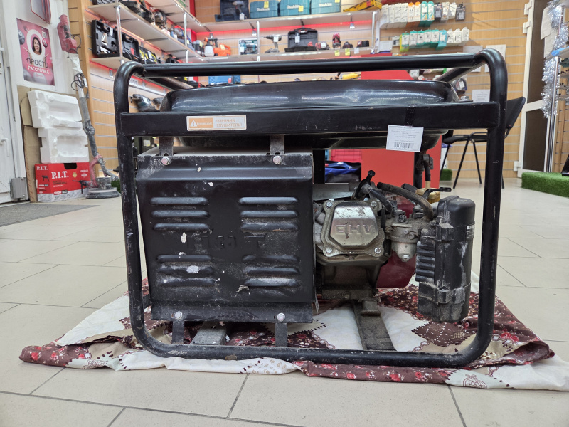 Бензогенератор Dde GG3300