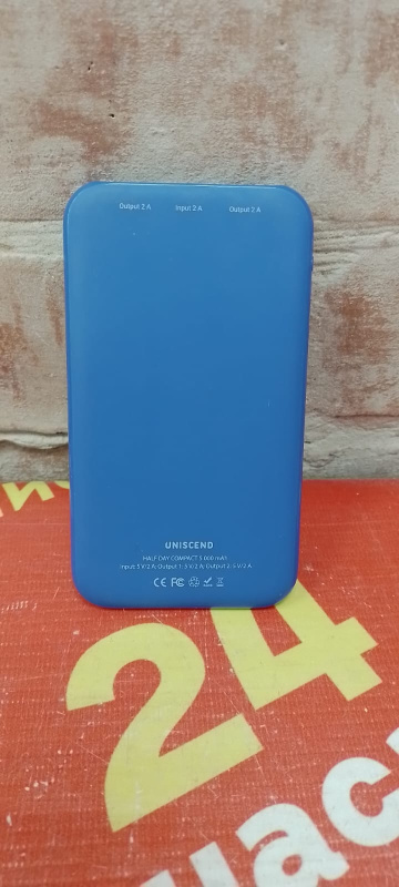 Внешний аккумулятор  5000mah