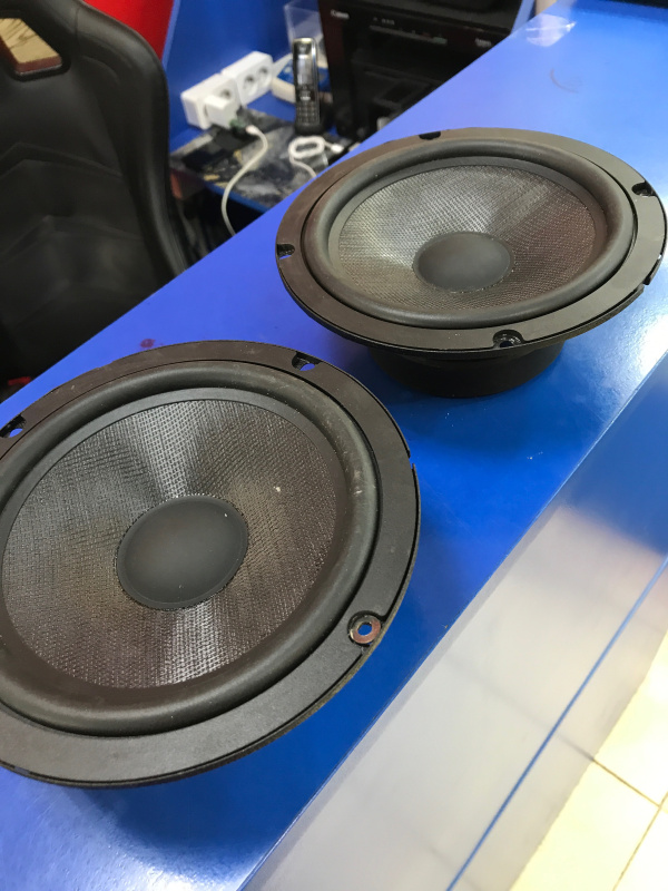 Авто аксессуар Динамики AmPro PROX 6.5V2