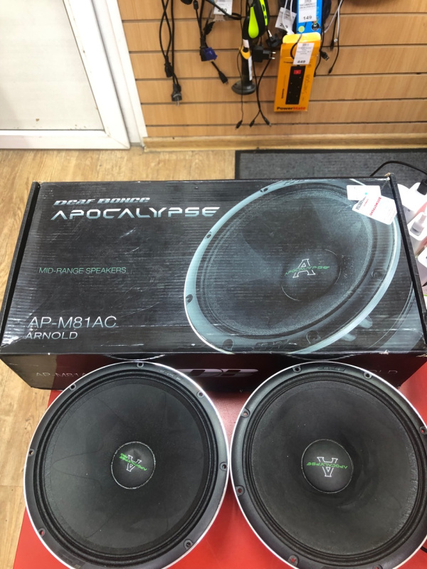 Авто сабвуфер Apocalypse AP-M18AC