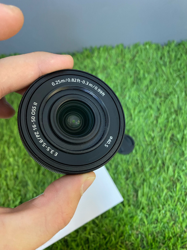 Объектив Sony 16-50 OSS II