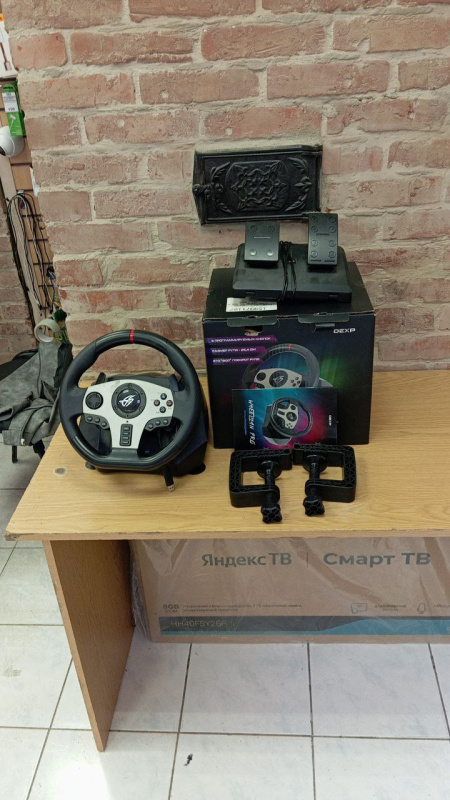 руль с педалями  DEXP wheelman pro