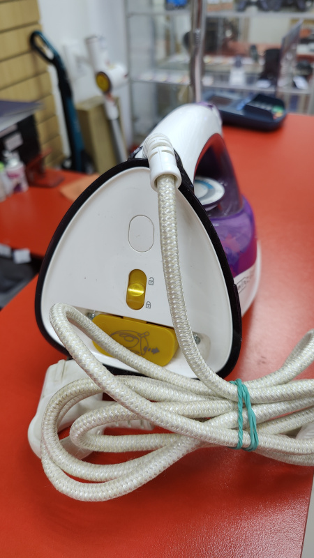 Купить Утюг Philips NL9206AD-4 Б/У за 0 руб. — состояние 9/10