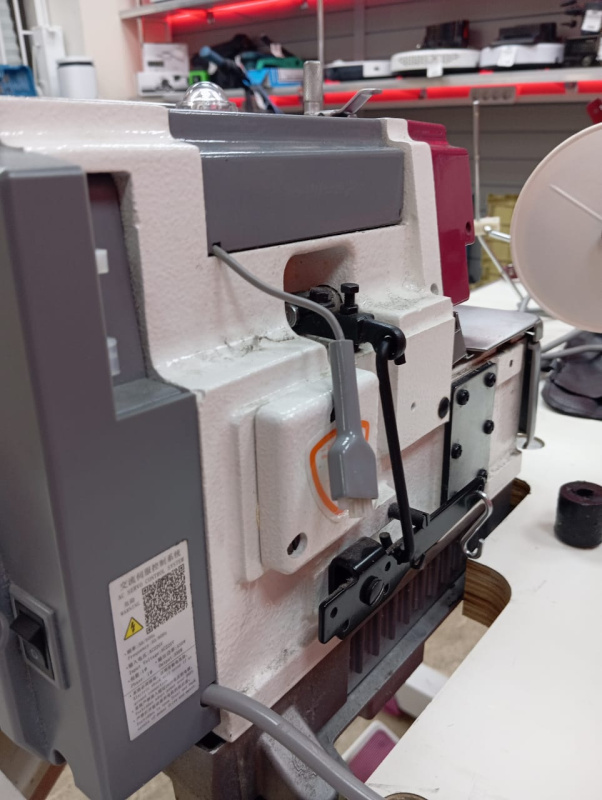 Швейная машина Аврора 700А