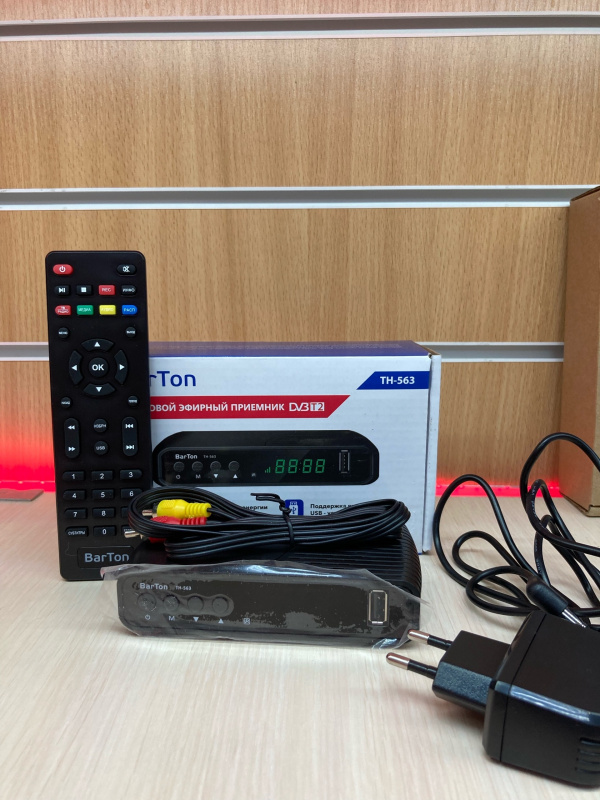 TV Приставка  Barton th-563