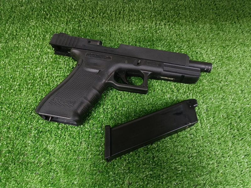 Пистолет страйкбольный  WeThePeople Wet568