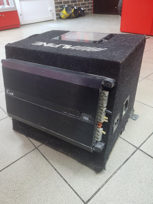 Авто сабвуфер Alpine sbg-1244bp