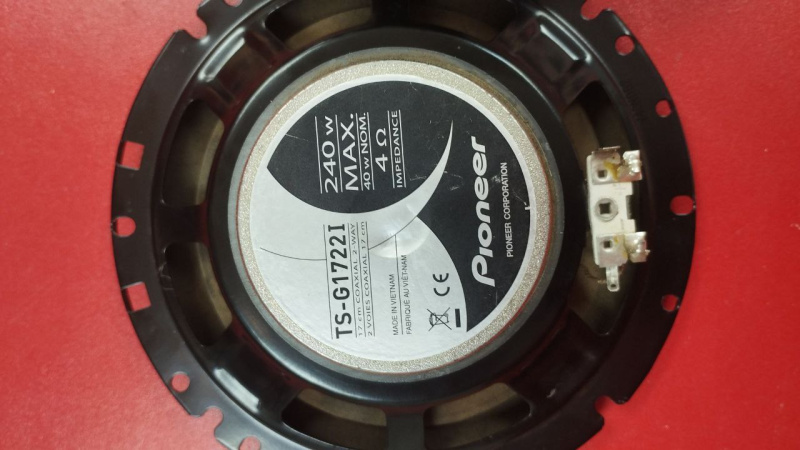 Авто сабвуфер Pioneer TS-G1722I