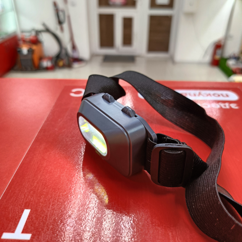 налобный фонарик  ---