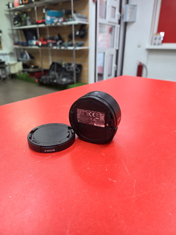 Видеокамера Sony dsc-qx10