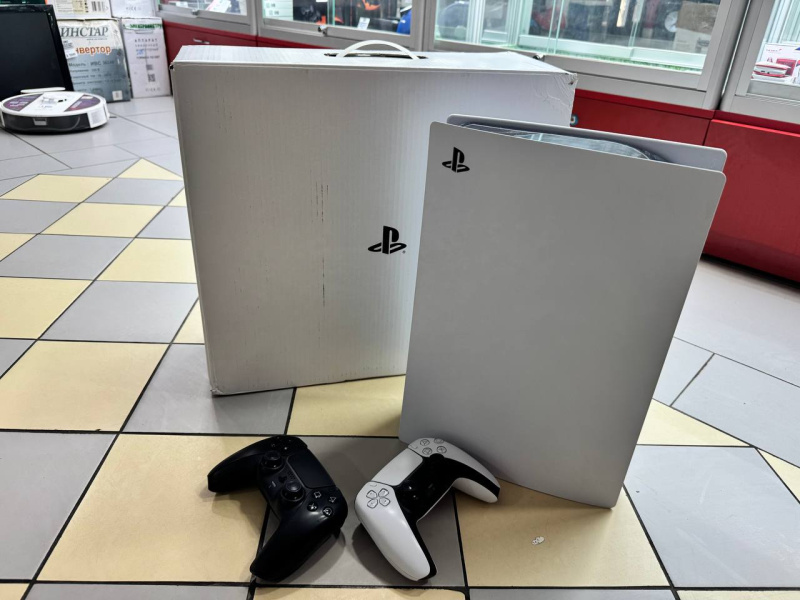 Игровая приставка Sony Playstation 5