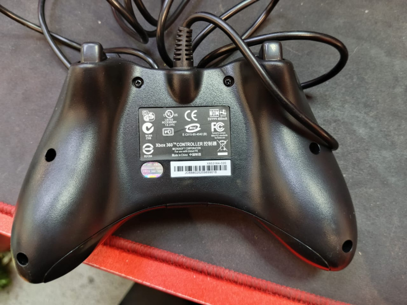 Геймпад Xbox 360