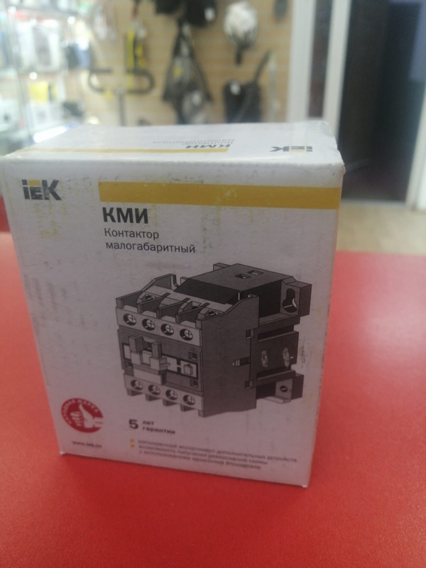 Контактор IEK 22510. КМИ 22510. Контактор KMI 22510. Контактная группа на контактор КМИ 22510.