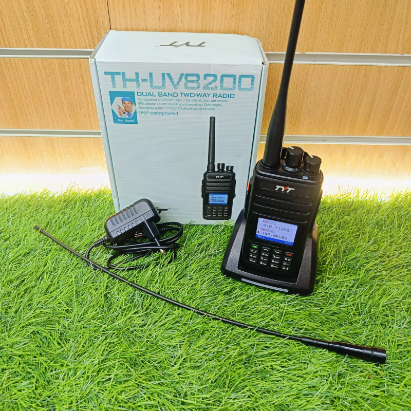 Рации  TYT TH-UV8200