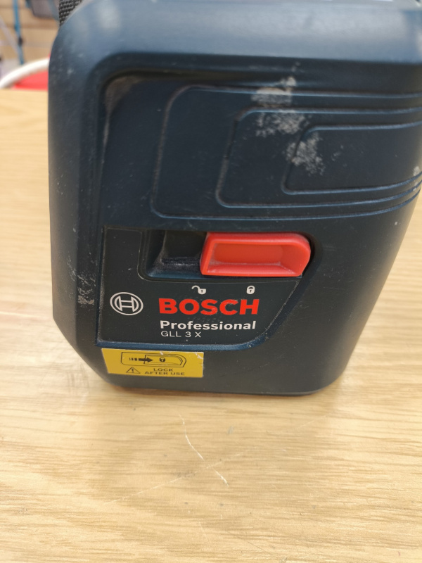 Лазерный уровень Bosch GLL 3X Professional