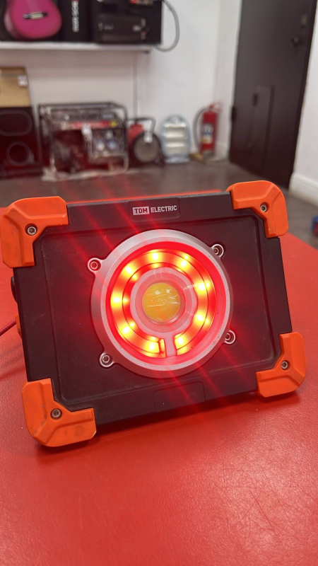 Прожектор переносной TDM Electric SQ0350-0056