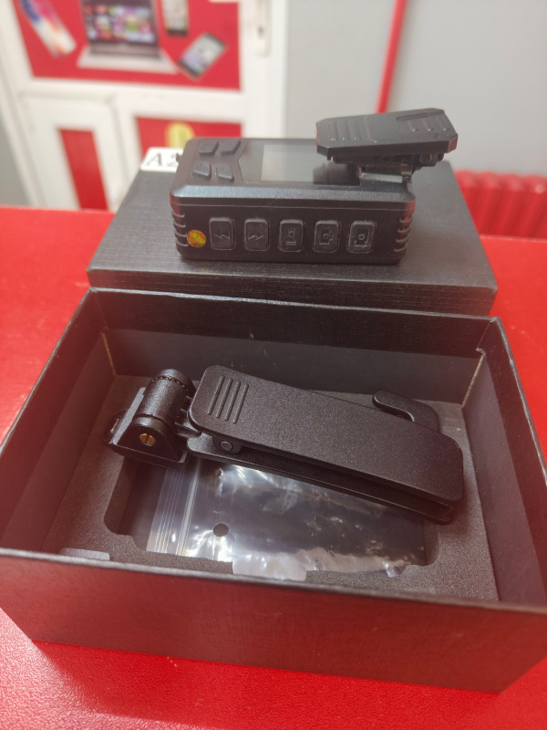 Веб-камера  Нагрудная мини камера беспроводная А23