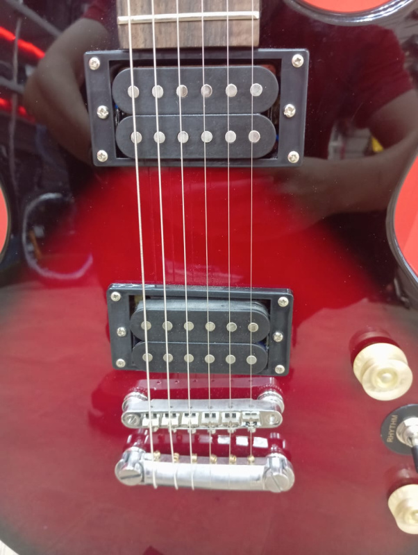 Электрогитара Homage 100