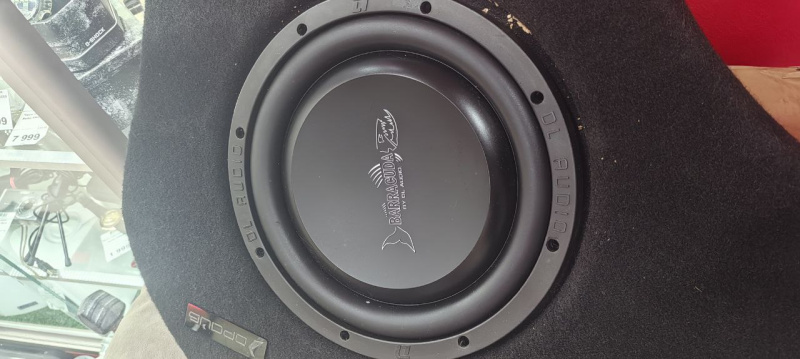 Авто сабвуфер Barracuda -