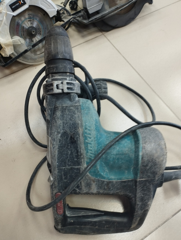 Отбойный молоток Makita 4501
