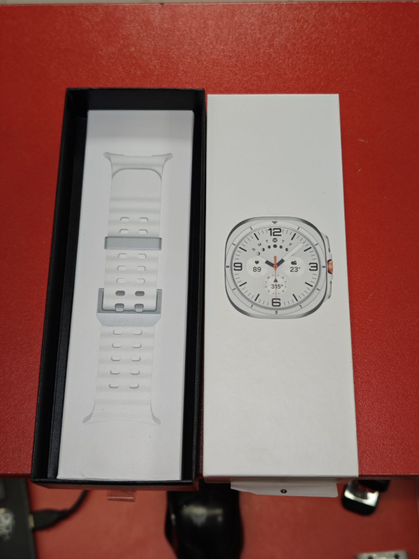 Часы смарт Samsung galaxy watch ultra sm-l705f