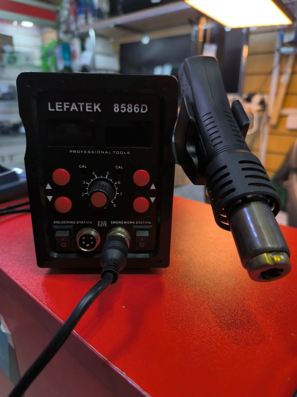 Паяльная станция  Leaftek 8586D