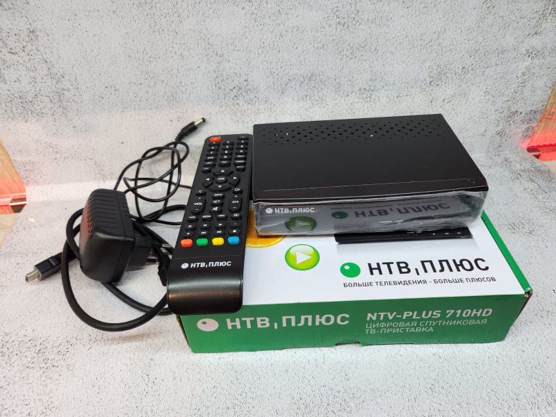 Ресивер Спутниковая ТВ-приставка НТВ плюс NTV-plus 710hd