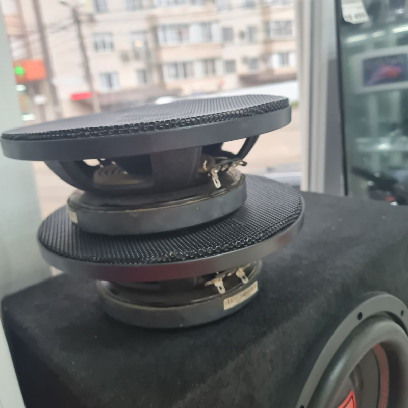 Авто сабвуфер Pride diamond d8