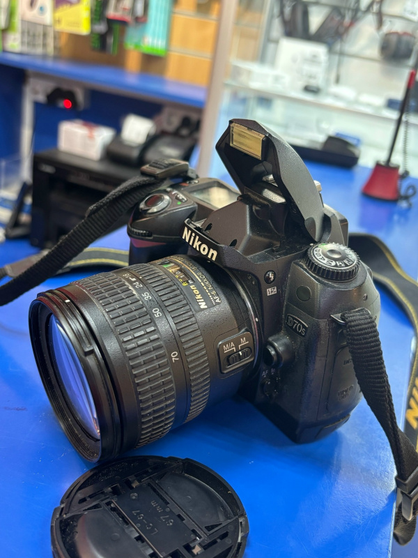 Фотоаппарат Nikon в70s