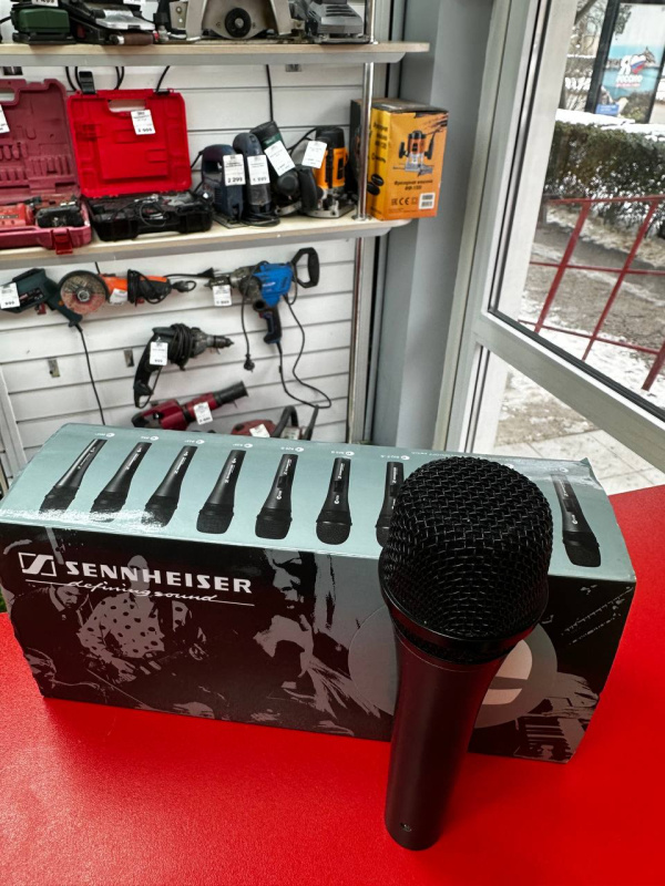 Микрофон Sennheiser 835