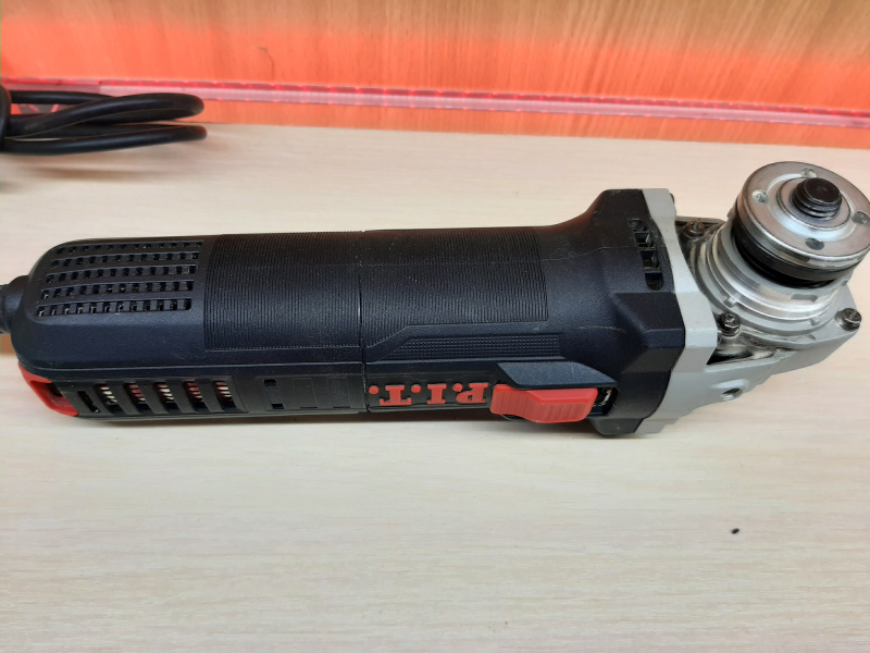Купить Болгарка P.I.T PWS125-C5 Б/У за 0 руб. — состояние 9/10