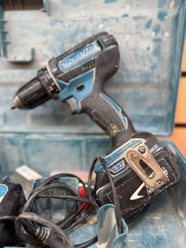 Шуруповерт Makita DDF482Z