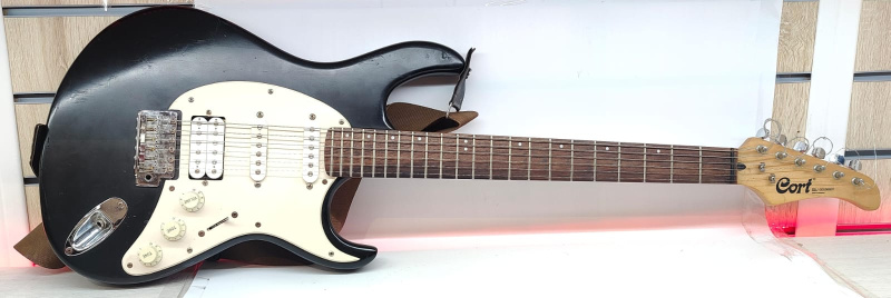 Электрогитара Cort g110
