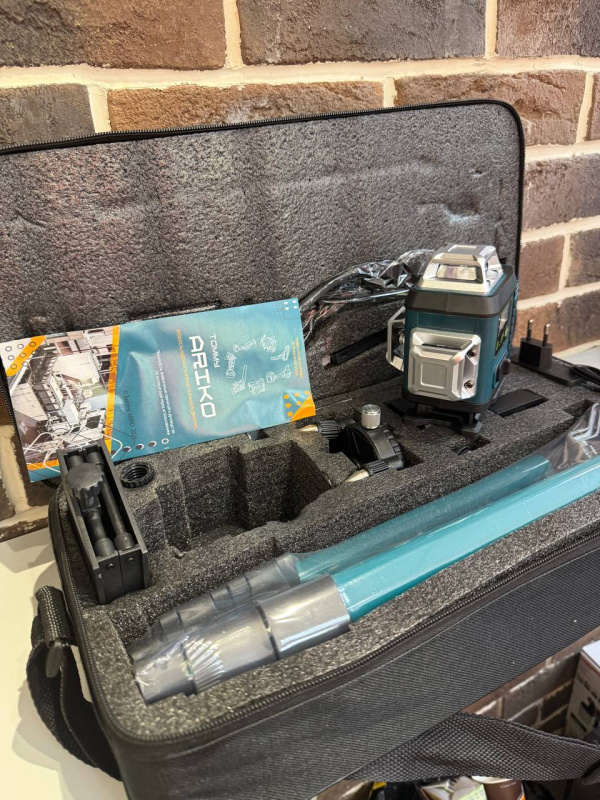 Лазерный уровень Makita 4D