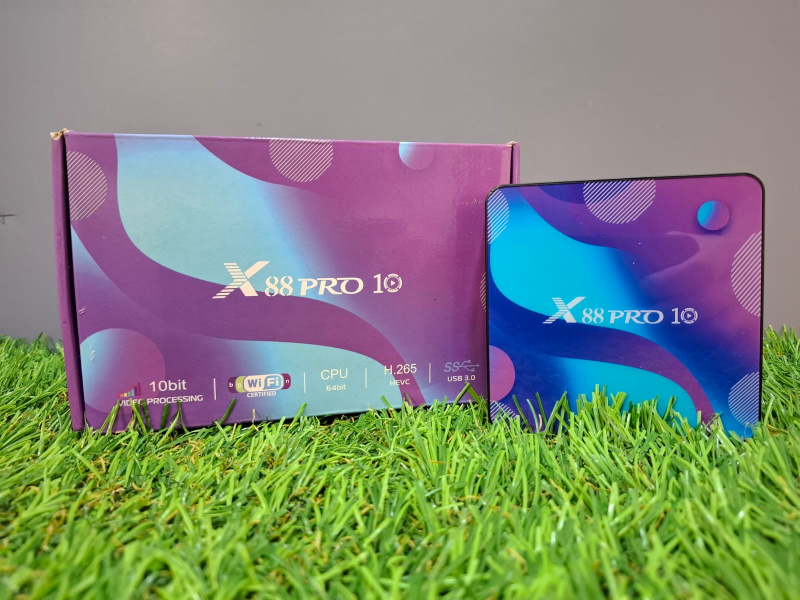 ТВ приставка  X88 PRO 10