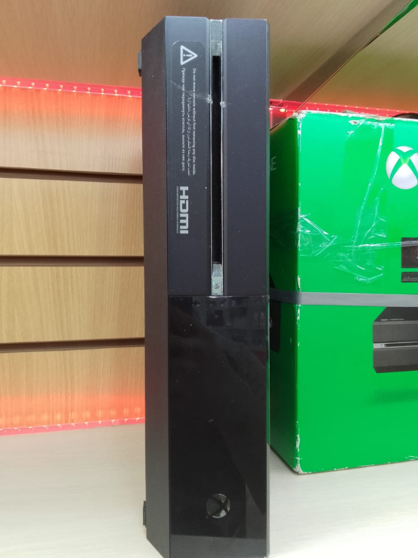 Игровая приставка One Xbox 500gb