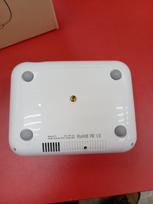 Проектор XPX V1