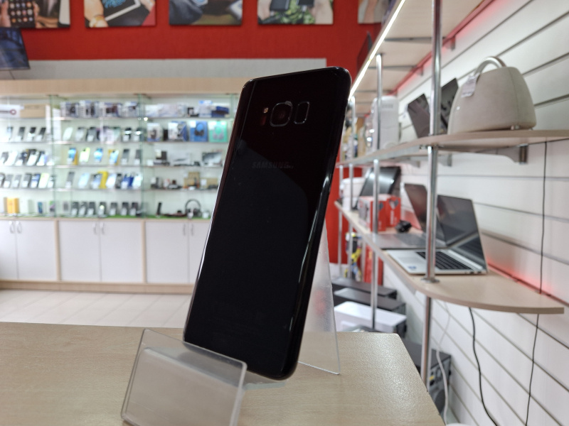Мобильный телефон Samsung Galaxy S8