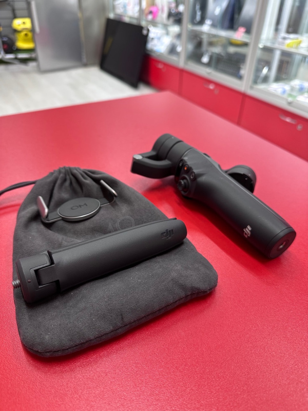 Стабилизатор напряжения Стабилизатор DJI Osmo mobile 6