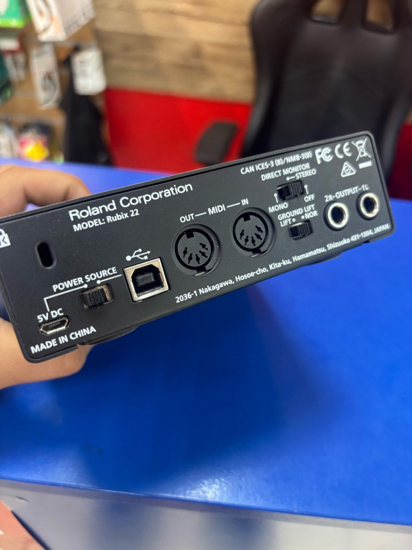 Звуковая карта Roland Rubix 22