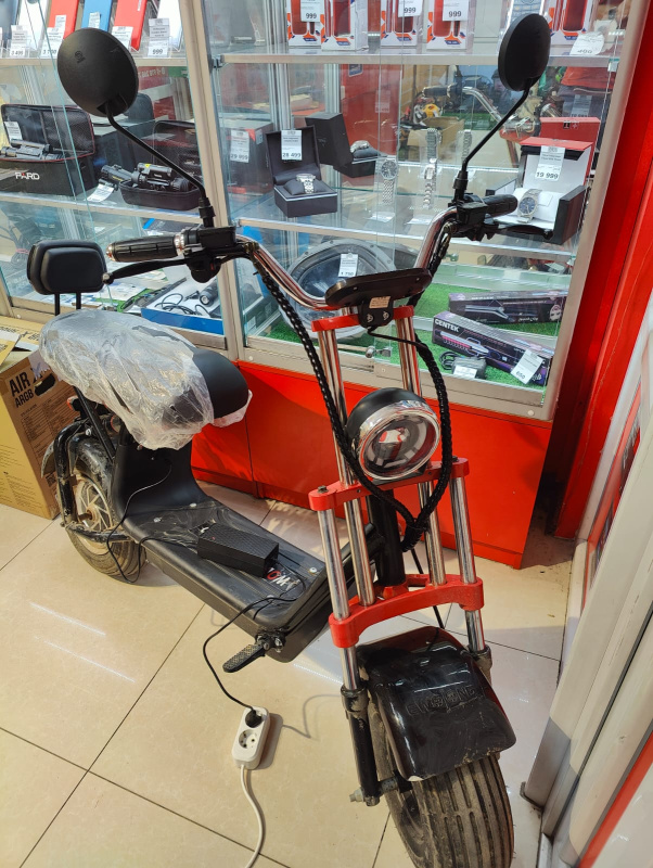 Электроскутер   Wolong c3 pro