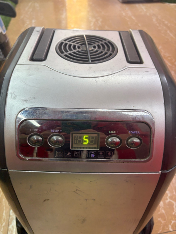 ТЕРМОЭЛЕКТРИЧЕСКИЙ ХОЛОДИЛЬНИК  CF-0118