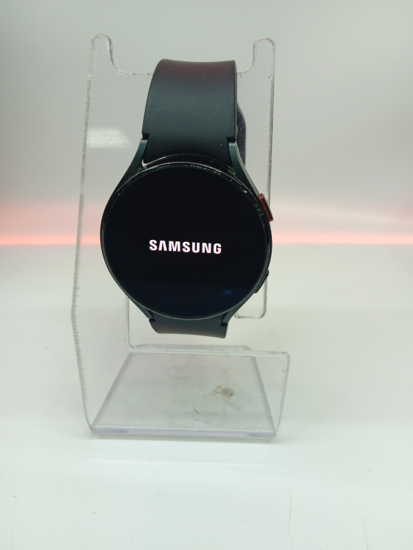 Часы смарт Samsung Galaxy Watch 4
